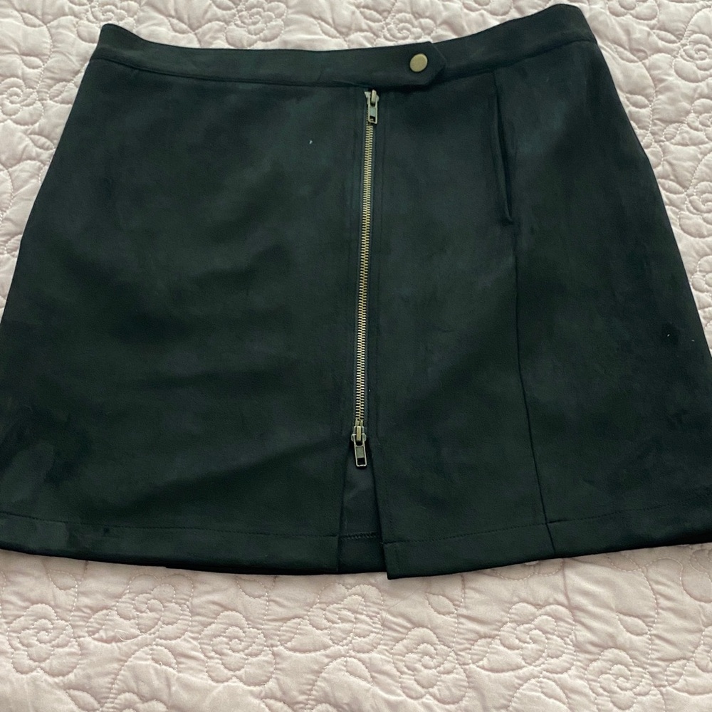 white birch Black Front-Zip Mini Skirt